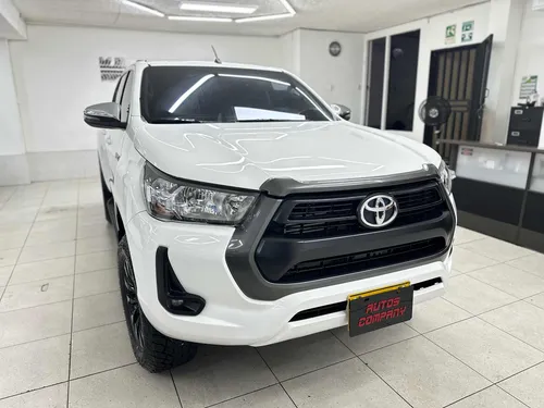 Toyota Hilux 2.4l 4x4 turbo diesel