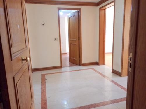 Arriendo Departamento 3d + 3b + Servicio En El Golf .