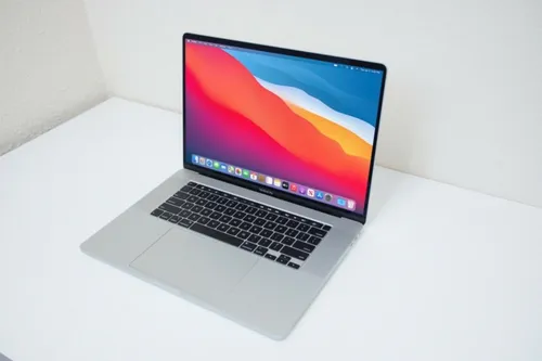 Macbook Pro 2019 1tb Ssd 32gb Core I9 2.3ghz Radeon 5500m 4g Macbook Pro 2019 1tb Ssd 32gb Core I9 2.3ghz Radeon 5500m 4g