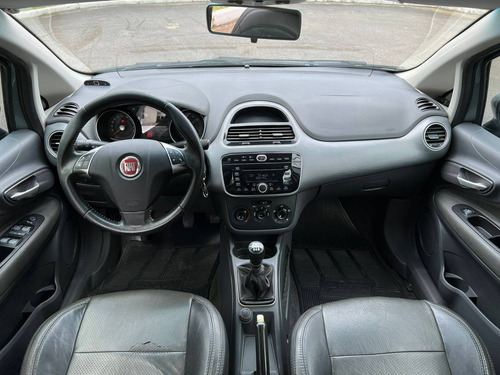 Imagem 7 de 8 de Fiat Punto 1.6 Essence 16v Flex 4p Manual