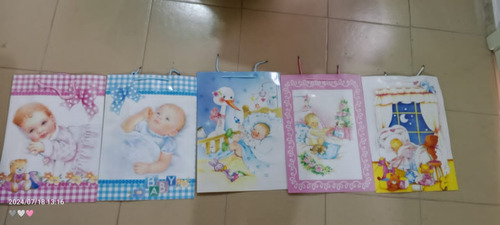 Remate Lote Papel Y Bolsas De Regalo Diferente Tamaño Diseño