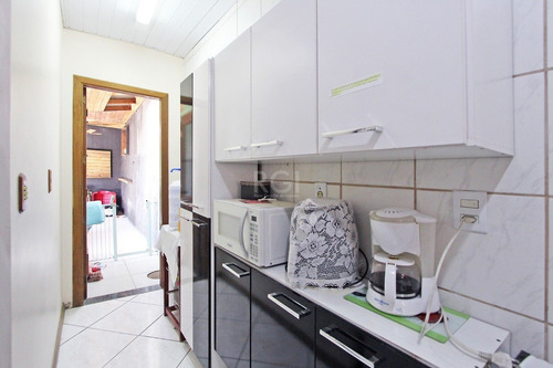 Casa Em Hípica Com 3 Dormitórios - Ot7112