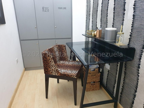 Imagen 20 de 28 de Local En Venta - Urb Miranda - 23-18366 Lrf 04128049913
