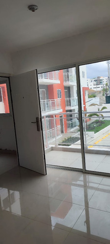 Apartamento En 4to Nivel Listo Para Entrega