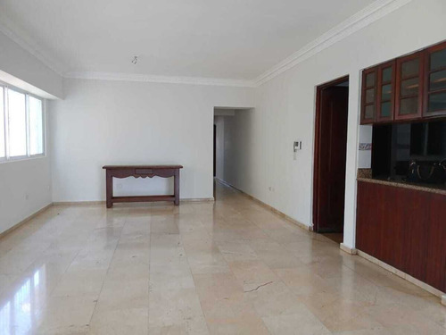 Urbanización Real, Apartamento En Alquiler De 3 Habitaciones