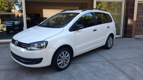 Imagen 3 de 8 de Volkswagen Suran 1.6 Trendline 11b 2014