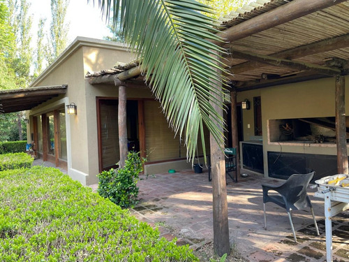 Venta Casa Quinta 5 Ambientes Chivilcoy Con Parque