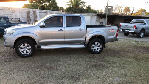 Toyota Hilux 3.0 Cd Srv Limited Tdi 171cv 4x4 2015