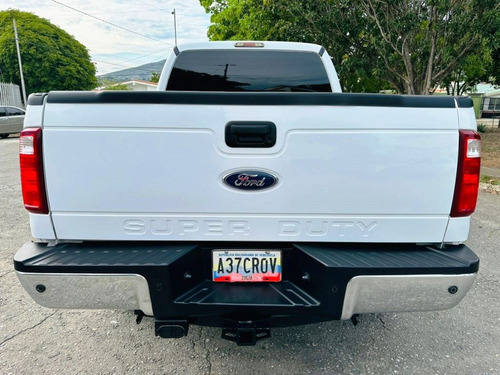 Imagen 4 de 18 de Ford F-250 Super Duty 2015 V8 4x4 Automático