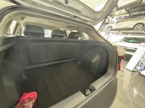 Kia K3 Cross 1.6 Zenith