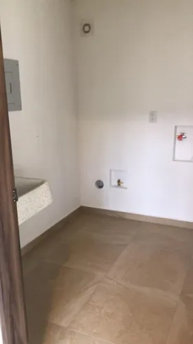 Se Vende Casa Entre El Refugio Y Zibata, 3 Recamaras, 2.5 Baños, Jardín, Roof Ga