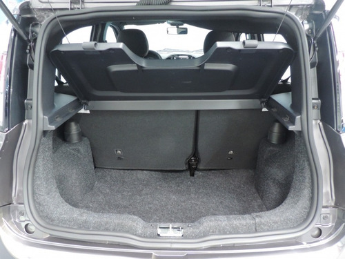 Imagem 6 de 13 de Fiat Uno Ciao 1.0 Attractive