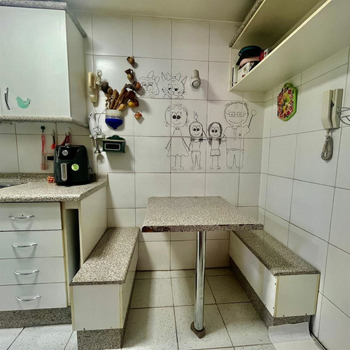 Departamento En Venta De 3 Dorm. 2 Baños En Las Condes