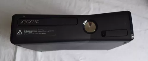 XBOX 360 SLIM DESTRAVADO COM 1 CONTROLE KINECT E 15 JOGOS 