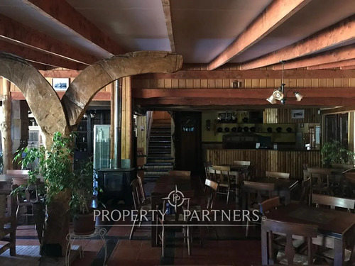 En Venta Amplio Local Comercial Para Restaurant, R...