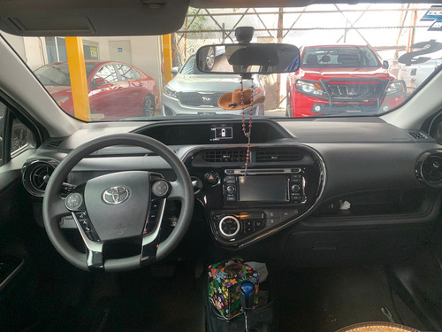 Toyota Prius 2021