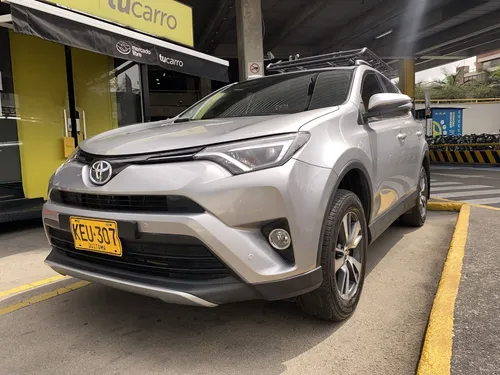 Toyota RAV4 2.5 Xroad