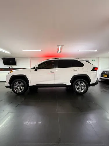 Toyota RAV4 2.5 Xle Hev 4X4 Cvt