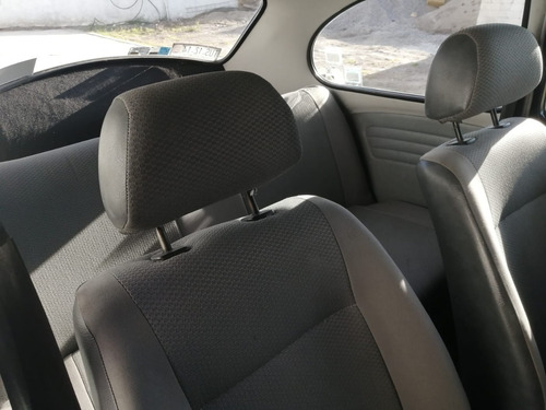 Imagen 9 de 14 de Volkswagen Sedan 2001