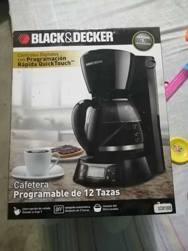Cafetera Black&decker 12 Tazas Programable Dcm1100b