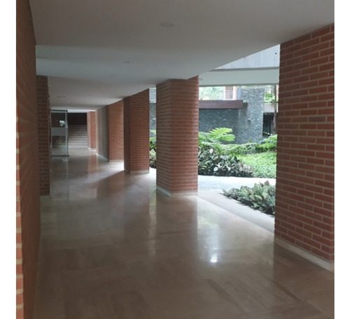 A Estrenar Apartamento En Lomas De Las Mercedes