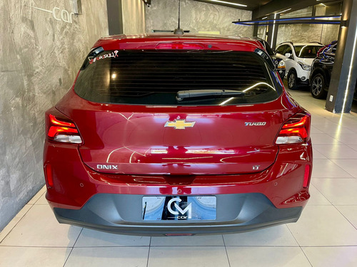 Chevrolet Onix ONIX HATCH LT 1.0 12V FLEX 5P MEC.