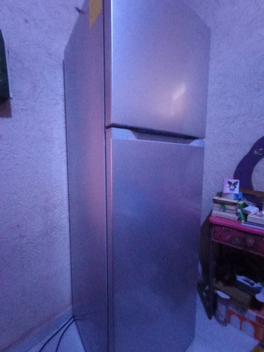 Refrigerador Winia 9 Pies Wrt-9000amm Plata 