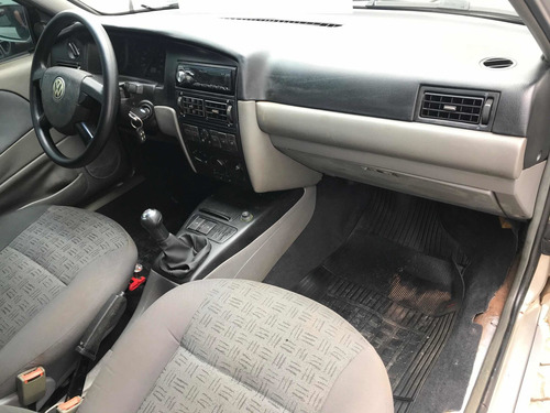Volkswagen Santana 1.8 Comfortline 4p Gasolina 2006