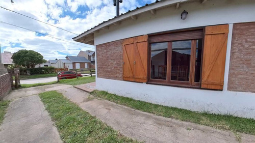 Venta Chalet Santa Clara A Metros Del Mar