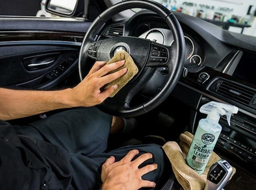 Imagen 3 de 7 de Chemical Guys Sprayable Leather Acondicionador De Piel 16 Oz