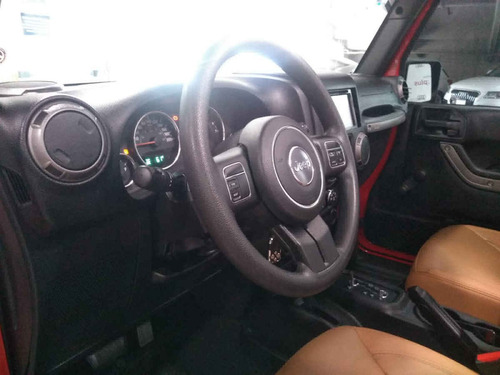 Imagen 9 de 15 de Jeep Wrangler 2018 5p Unlimited Jl Sport V6/3.6 Aut