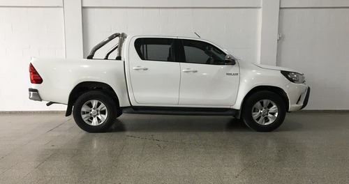 Imagen 7 de 11 de Toyota 2016 Hilux L/16 2.8 Dc 4x2 Tdi Srv Pack