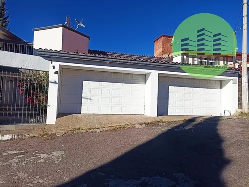 Casa En Venta En Fracc. Lomas Del Parque