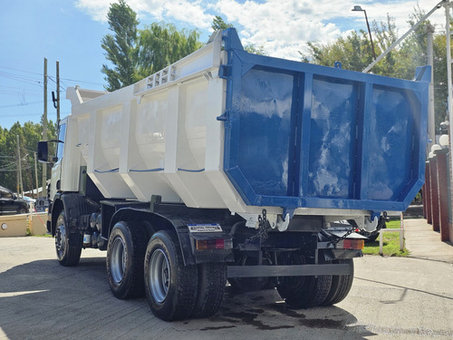 Scania P310 6x4 Camión Volcador Año 2008 Rentaltrucks Vial