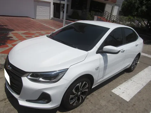 Chevrolet Onix 1.0T Premier Sedan At