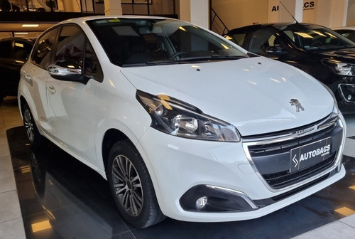 Peugeot 208 Allure Tiptronic