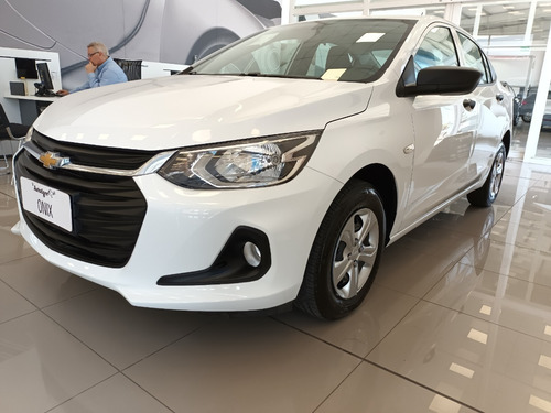 Imagen 1 de 23 de Chevrolet Onix Plus 1.2 Ls Mr