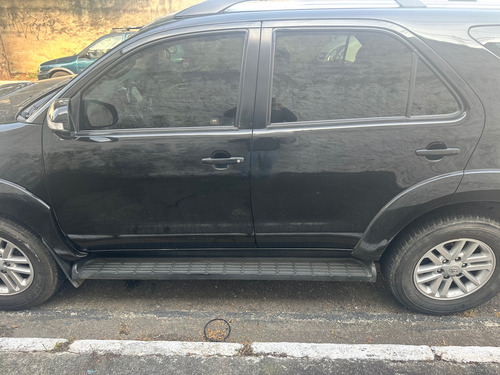 Toyota Hilux SW4 3.0 Srv 7l 4x4 Aut. 5p