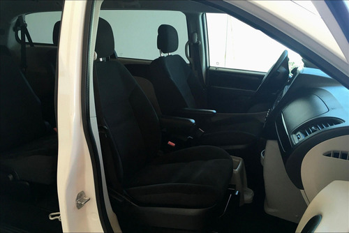 Imagen 14 de 15 de Dodge Grand Caravan Se 2019