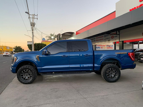 Ford Lobo TREMOR 4X4 DOBLE CABINA