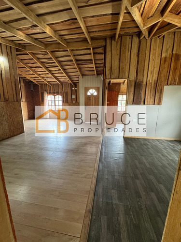 Casa En Arriendo De 2 Dorm. En Lanco