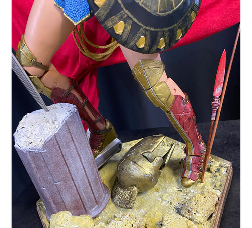 Mulher Maravilha 1/4 Neca Wonder Woman 45cm Base Custom (Recondicionado)