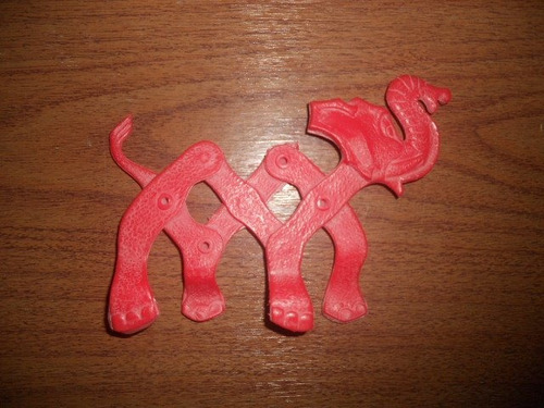 Figura Elefante Color Rojo ( Grande ) ( Strech Pets )