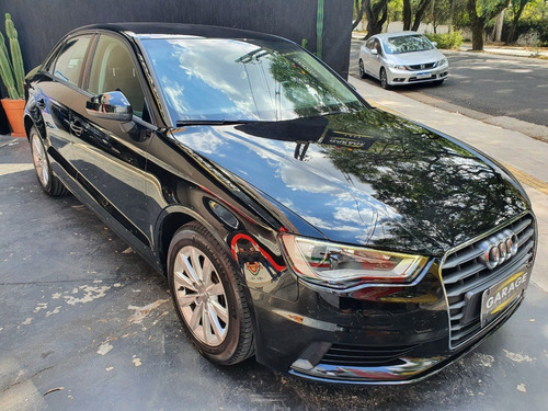 Imagem 3 de 14 de Audi A3 Sedan Ambiente S-drive 1.4 Ano 2015/2016