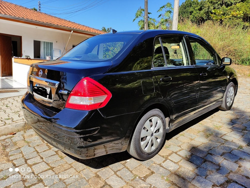Nissan Tiida Sedan 2011 1.8 Flex 4p