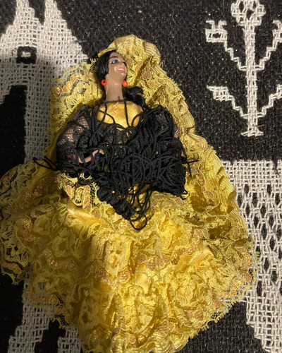 Muñeca Antigua De Los Años 60s Vestido Flamenco