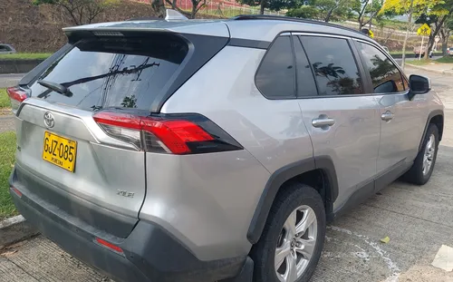 Toyota RAV4 2.0 Street