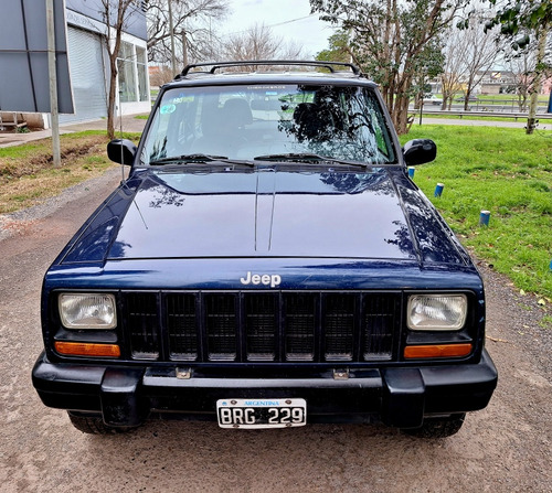 Imagen 4 de 24 de Jeep Cherokee 1997 4.0 C/ Gnc Sport