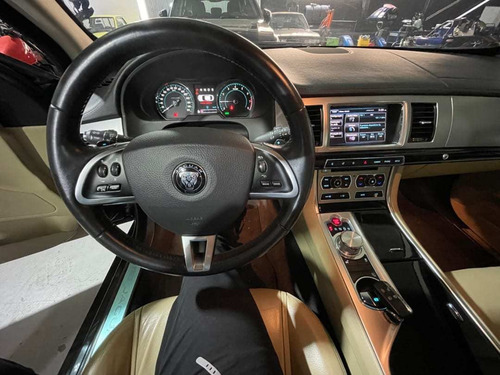 Imagem 8 de 12 de Jaguar Xf Sport Luxury 2.0 Tb
