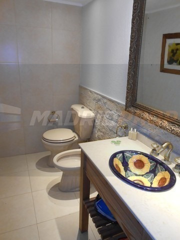 Imagen 9 de 30 de Imponente Mansion En Exclusiva Zona De Bosque - B5